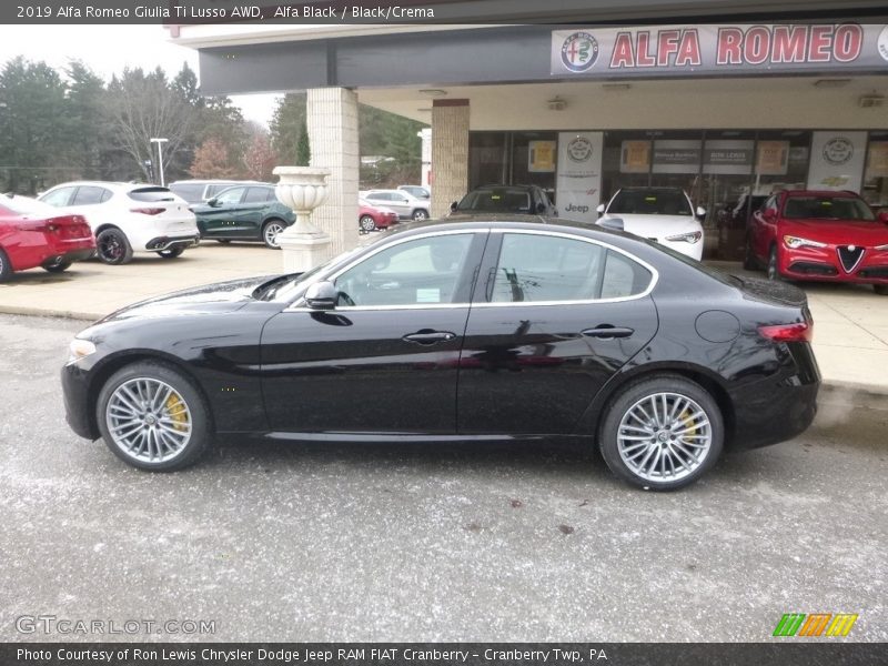 Alfa Black / Black/Crema 2019 Alfa Romeo Giulia Ti Lusso AWD