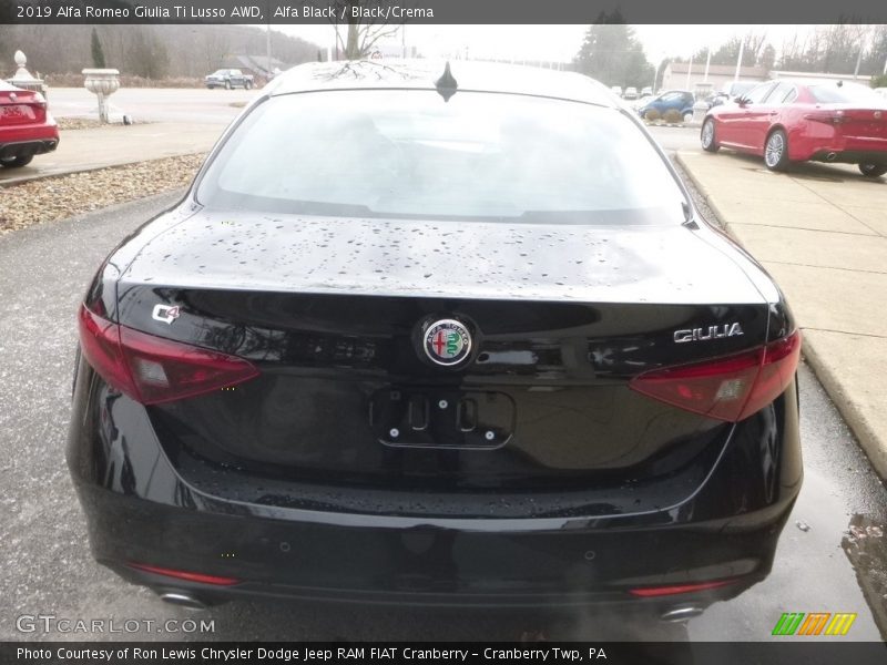 Alfa Black / Black/Crema 2019 Alfa Romeo Giulia Ti Lusso AWD