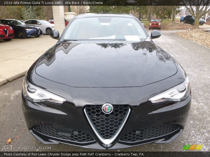 Alfa Black / Black/Crema 2019 Alfa Romeo Giulia Ti Lusso AWD