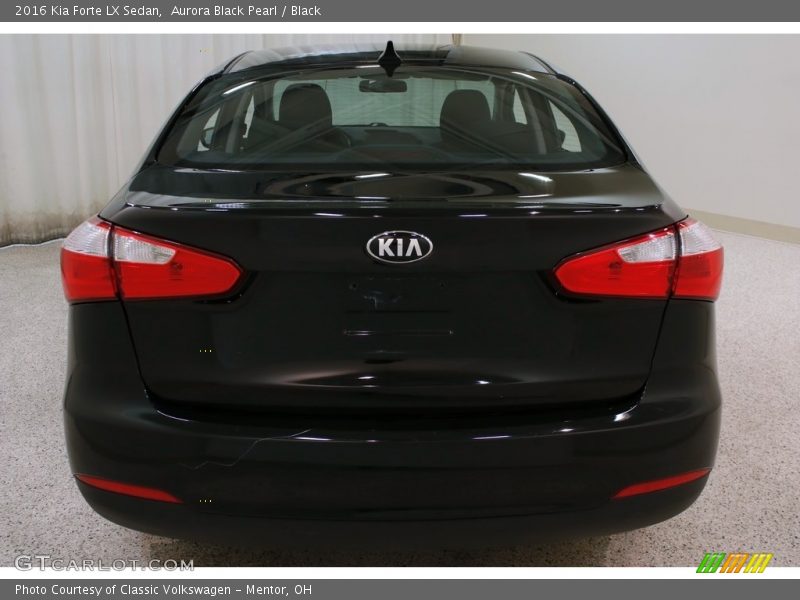 Aurora Black Pearl / Black 2016 Kia Forte LX Sedan