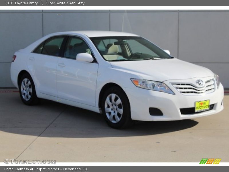 Super White / Ash Gray 2010 Toyota Camry LE