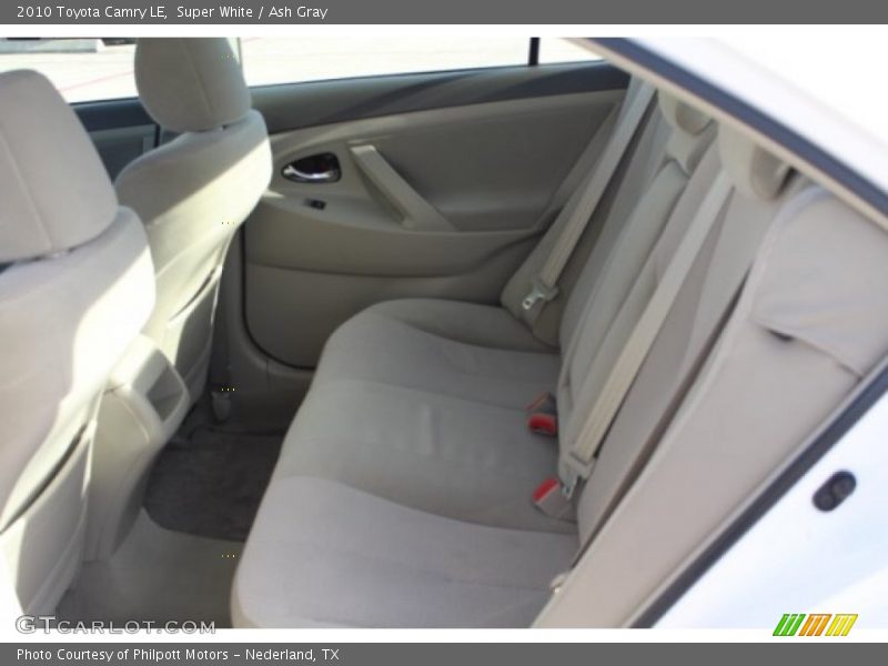 Super White / Ash Gray 2010 Toyota Camry LE
