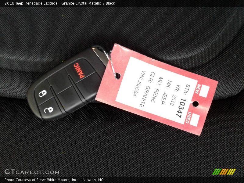 Granite Crystal Metallic / Black 2018 Jeep Renegade Latitude