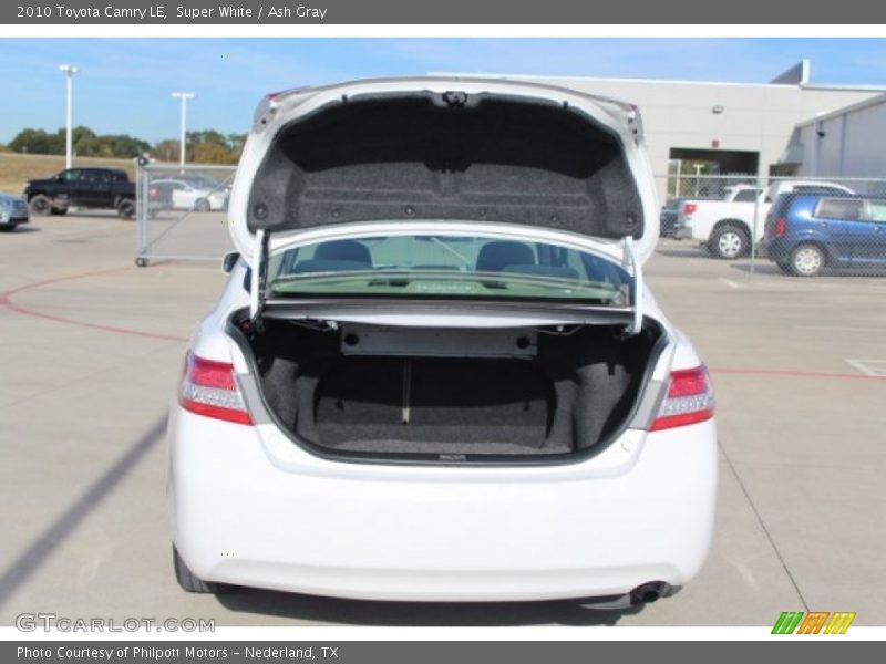 Super White / Ash Gray 2010 Toyota Camry LE
