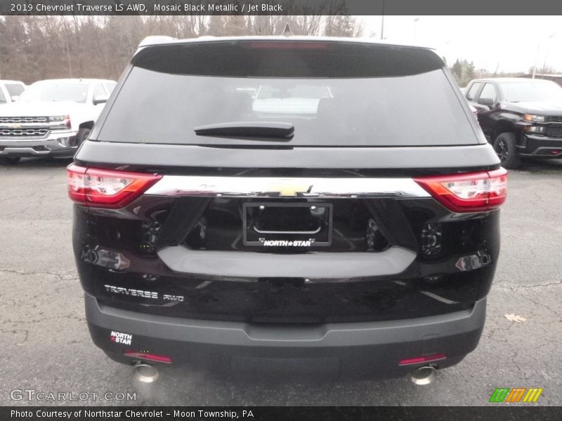Mosaic Black Metallic / Jet Black 2019 Chevrolet Traverse LS AWD