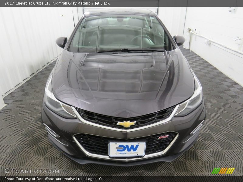 Nightfall Gray Metallic / Jet Black 2017 Chevrolet Cruze LT
