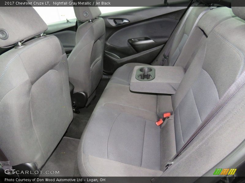 Nightfall Gray Metallic / Jet Black 2017 Chevrolet Cruze LT