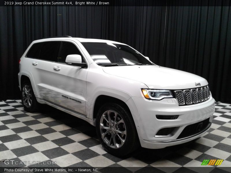 Bright White / Brown 2019 Jeep Grand Cherokee Summit 4x4