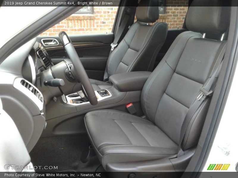Bright White / Brown 2019 Jeep Grand Cherokee Summit 4x4