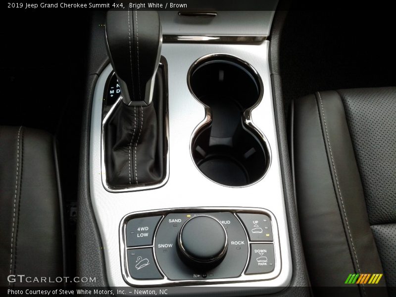 Bright White / Brown 2019 Jeep Grand Cherokee Summit 4x4