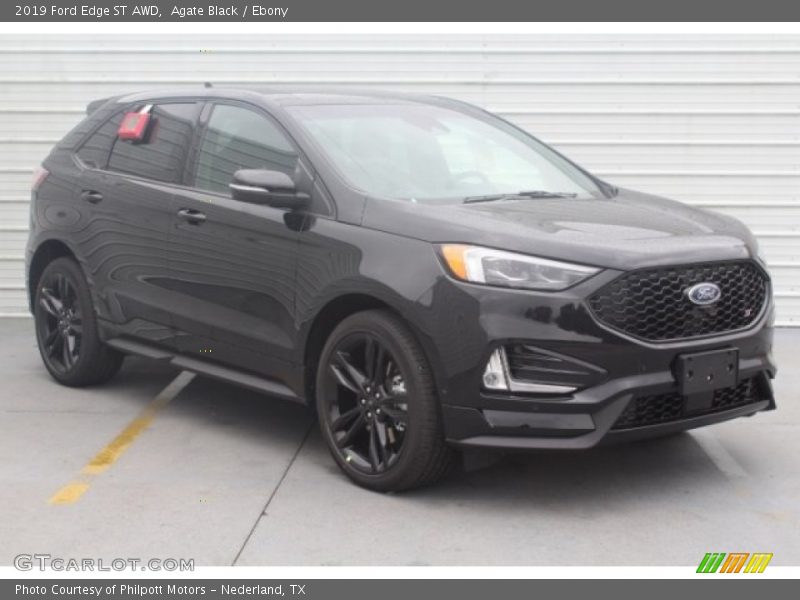 Front 3/4 View of 2019 Edge ST AWD