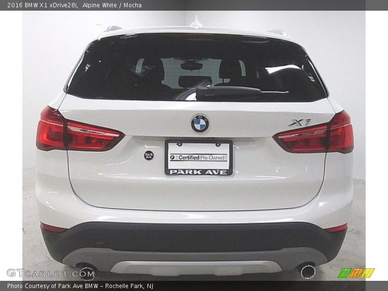 Alpine White / Mocha 2016 BMW X1 xDrive28i