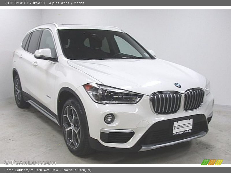 Alpine White / Mocha 2016 BMW X1 xDrive28i