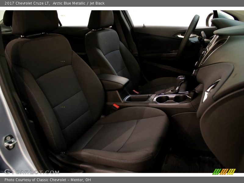Arctic Blue Metallic / Jet Black 2017 Chevrolet Cruze LT