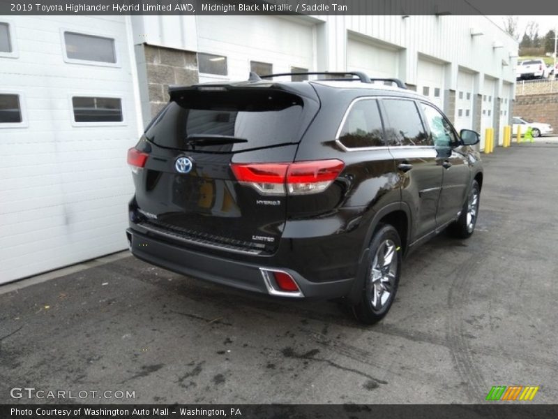 Midnight Black Metallic / Saddle Tan 2019 Toyota Highlander Hybrid Limited AWD