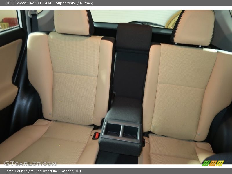 Super White / Nutmeg 2016 Toyota RAV4 XLE AWD