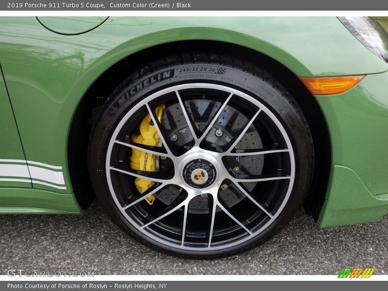  2019 911 Turbo S Coupe Wheel