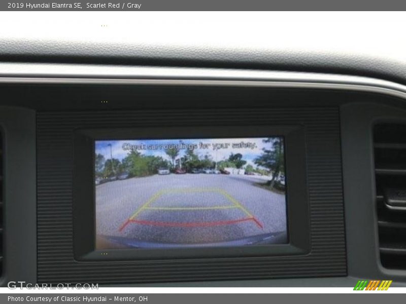 Scarlet Red / Gray 2019 Hyundai Elantra SE