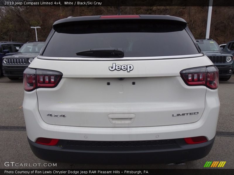 White / Black/Ski Gray 2019 Jeep Compass Limited 4x4