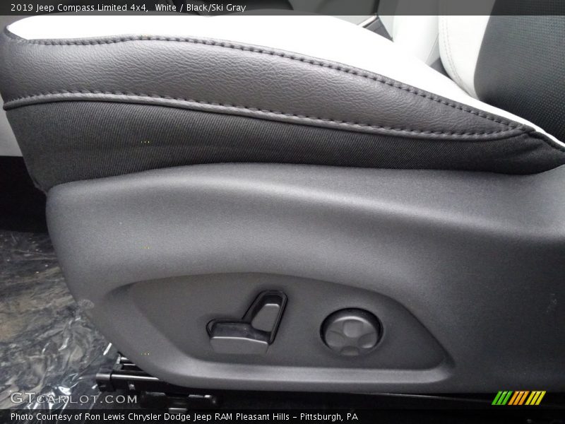 White / Black/Ski Gray 2019 Jeep Compass Limited 4x4