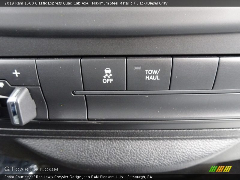 Maximum Steel Metallic / Black/Diesel Gray 2019 Ram 1500 Classic Express Quad Cab 4x4