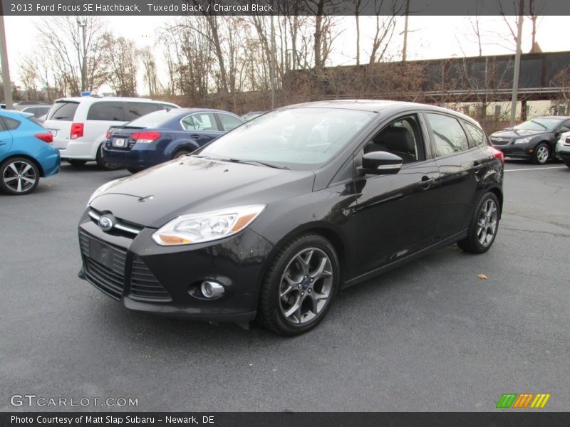Tuxedo Black / Charcoal Black 2013 Ford Focus SE Hatchback