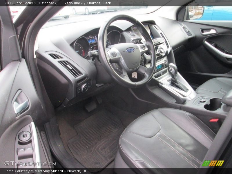Tuxedo Black / Charcoal Black 2013 Ford Focus SE Hatchback