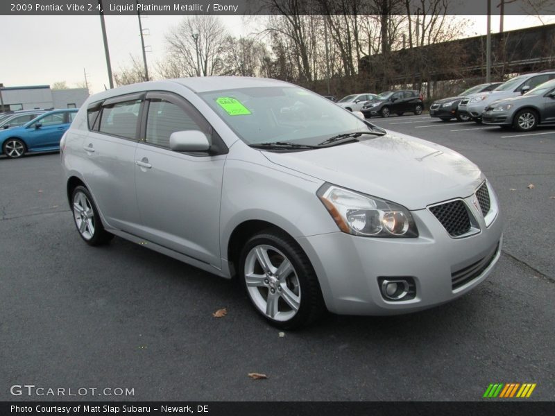 Liquid Platinum Metallic / Ebony 2009 Pontiac Vibe 2.4