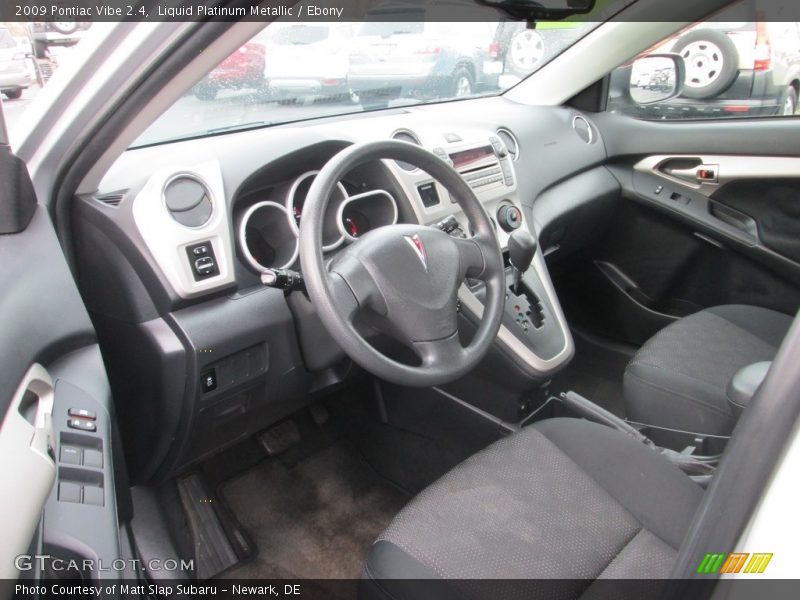 Liquid Platinum Metallic / Ebony 2009 Pontiac Vibe 2.4