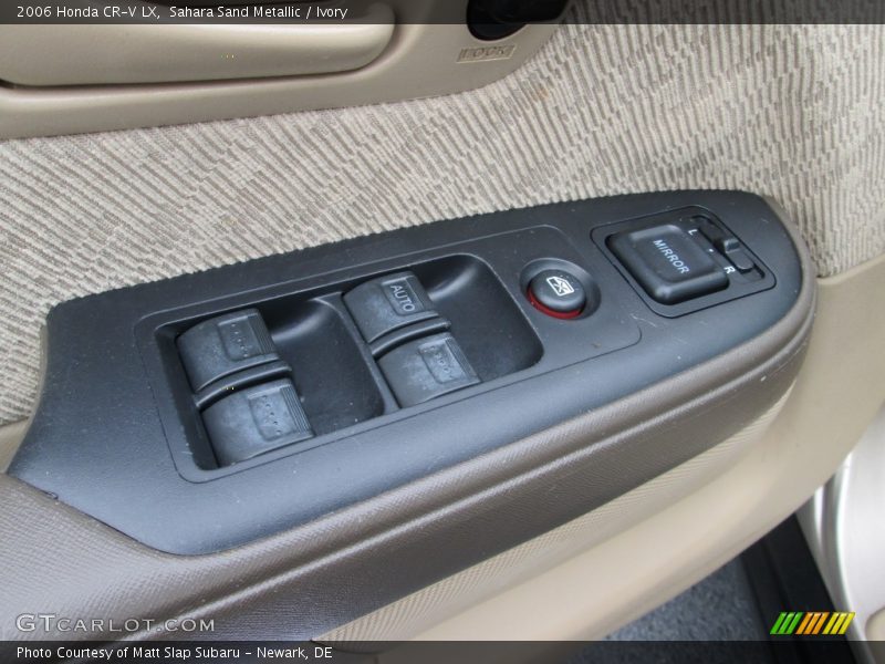 Sahara Sand Metallic / Ivory 2006 Honda CR-V LX