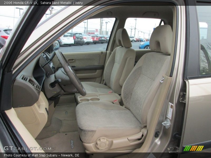 Sahara Sand Metallic / Ivory 2006 Honda CR-V LX