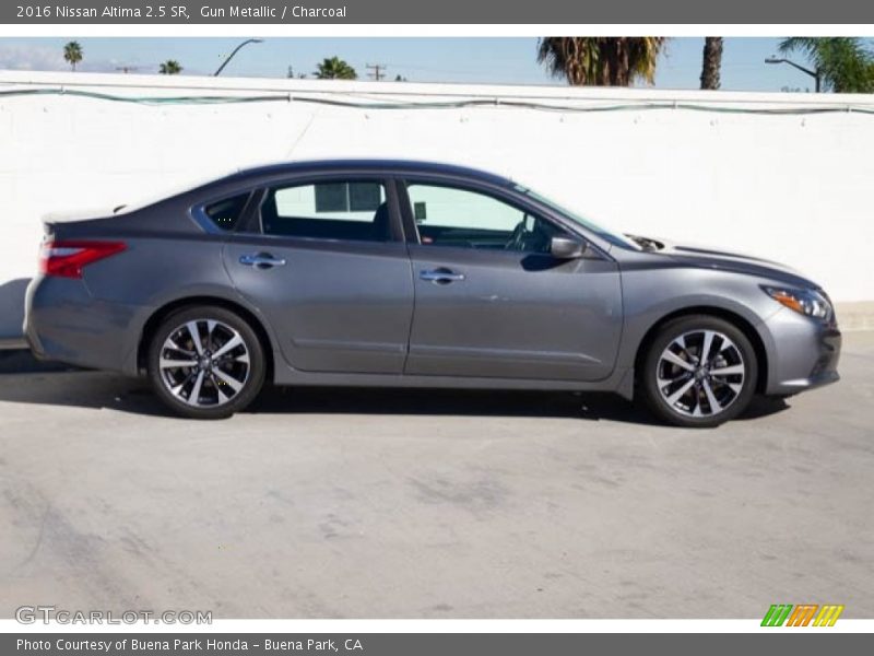 Gun Metallic / Charcoal 2016 Nissan Altima 2.5 SR