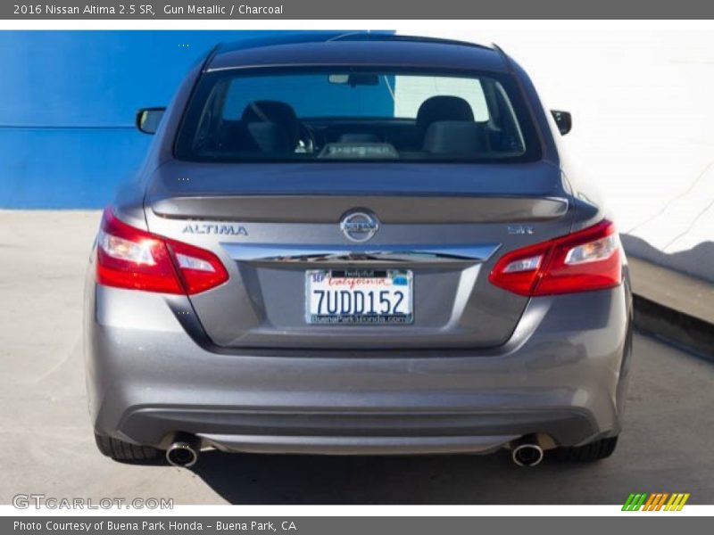 Gun Metallic / Charcoal 2016 Nissan Altima 2.5 SR