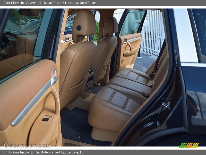 Basalt Black / Havanna/Sand Beige 2004 Porsche Cayenne S