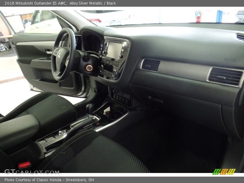 Alloy Silver Metallic / Black 2018 Mitsubishi Outlander ES AWC