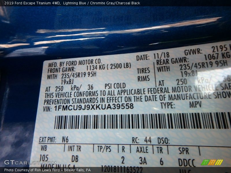 Lightning Blue / Chromite Gray/Charcoal Black 2019 Ford Escape Titanium 4WD