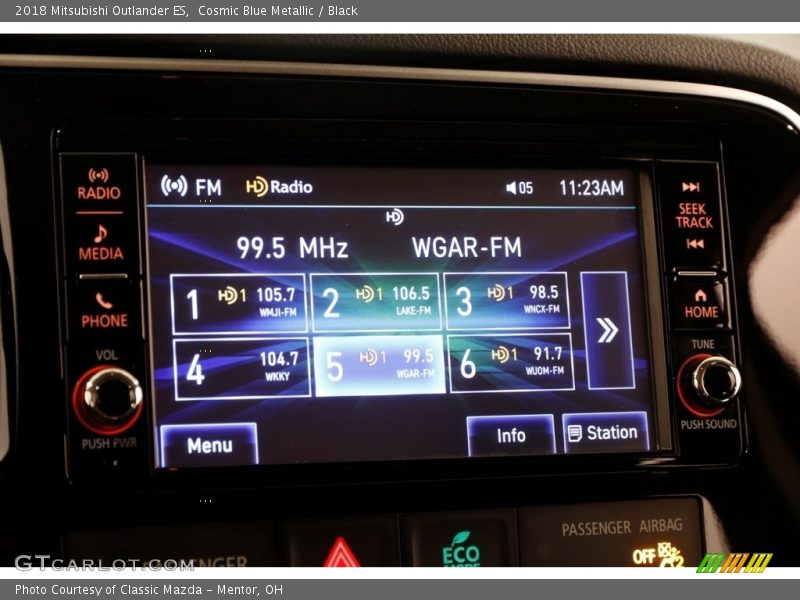 Cosmic Blue Metallic / Black 2018 Mitsubishi Outlander ES