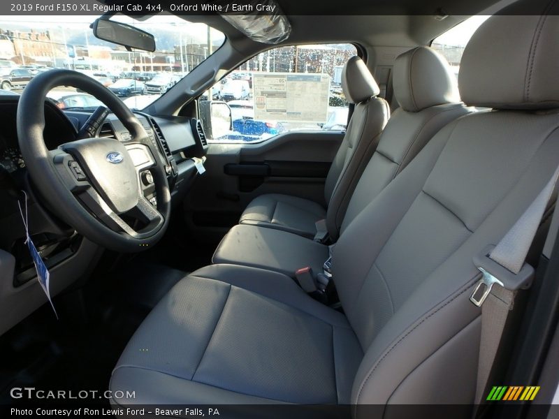 Oxford White / Earth Gray 2019 Ford F150 XL Regular Cab 4x4