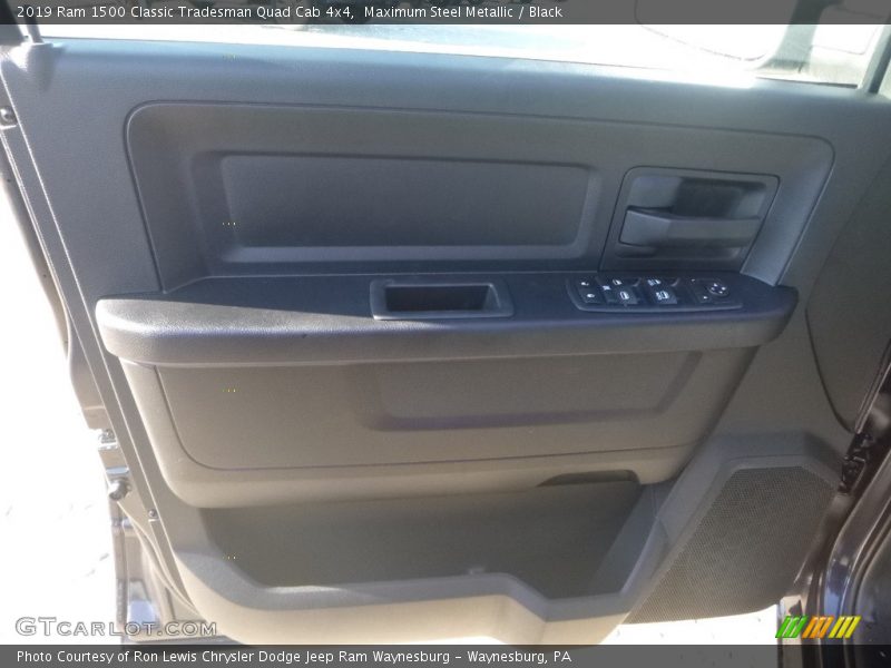 Maximum Steel Metallic / Black 2019 Ram 1500 Classic Tradesman Quad Cab 4x4