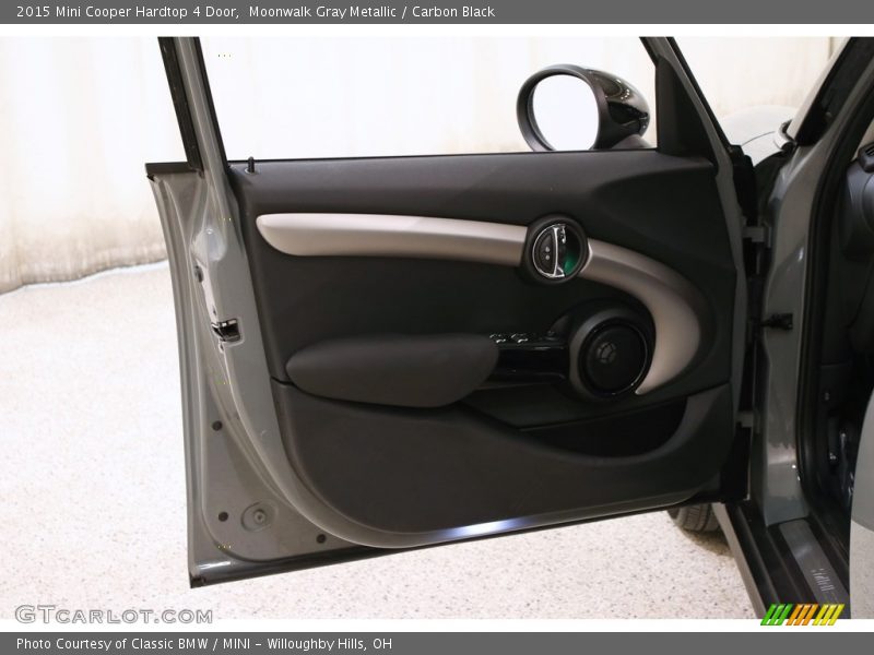 Moonwalk Gray Metallic / Carbon Black 2015 Mini Cooper Hardtop 4 Door