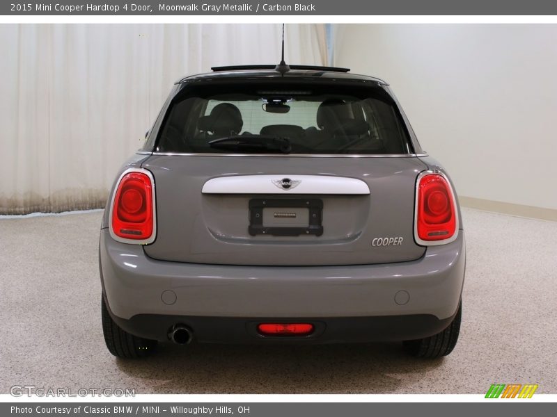 Moonwalk Gray Metallic / Carbon Black 2015 Mini Cooper Hardtop 4 Door