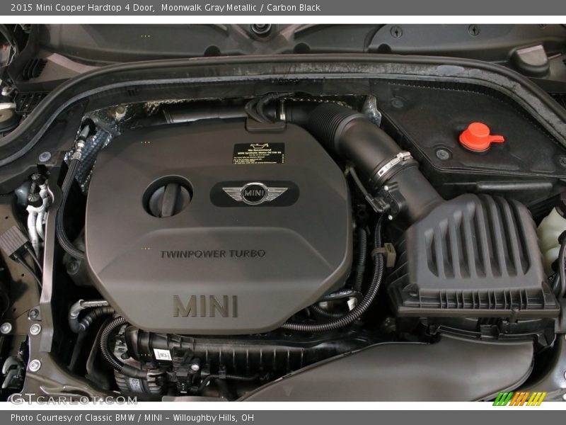 Moonwalk Gray Metallic / Carbon Black 2015 Mini Cooper Hardtop 4 Door