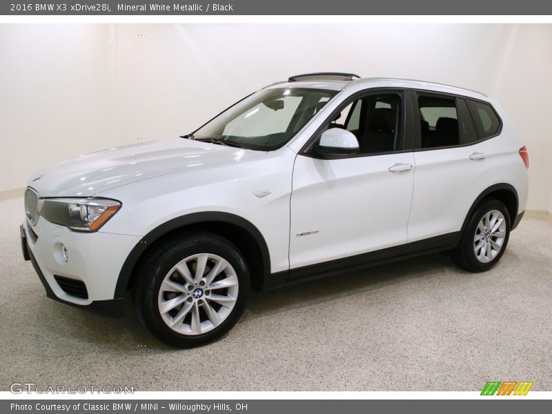 Mineral White Metallic / Black 2016 BMW X3 xDrive28i