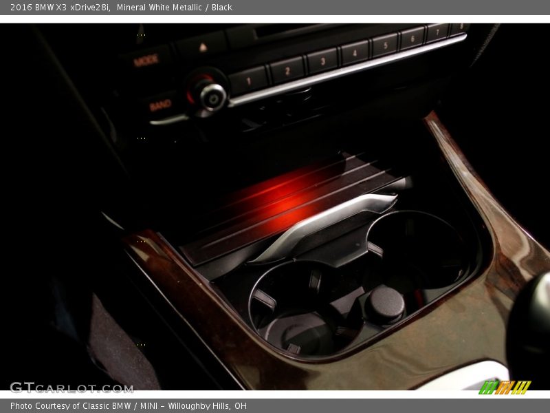 Mineral White Metallic / Black 2016 BMW X3 xDrive28i