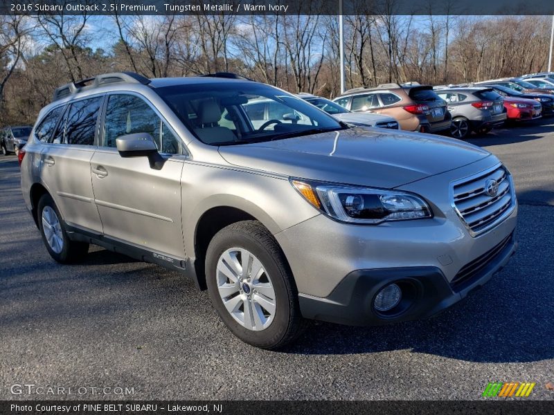 Tungsten Metallic / Warm Ivory 2016 Subaru Outback 2.5i Premium
