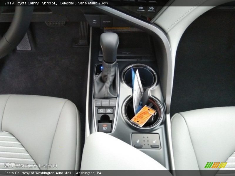  2019 Camry Hybrid SE ECVT Automatic Shifter