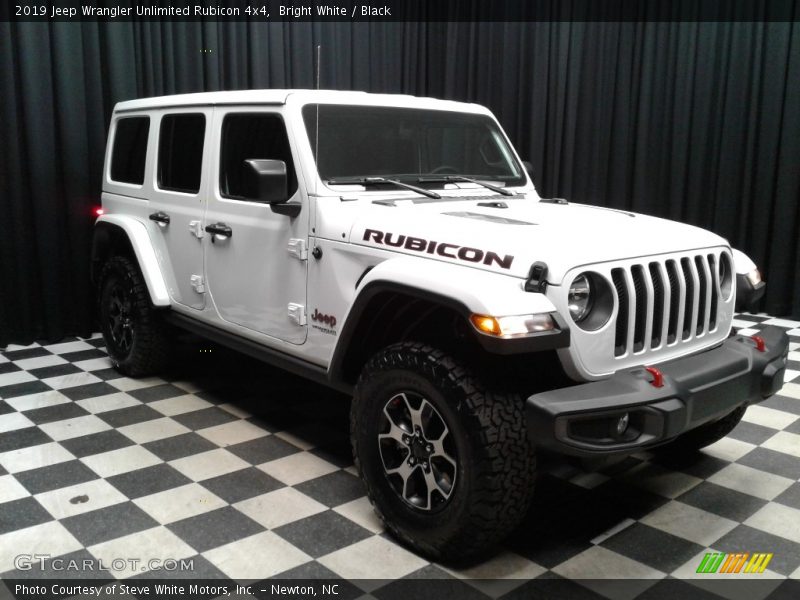 Bright White / Black 2019 Jeep Wrangler Unlimited Rubicon 4x4