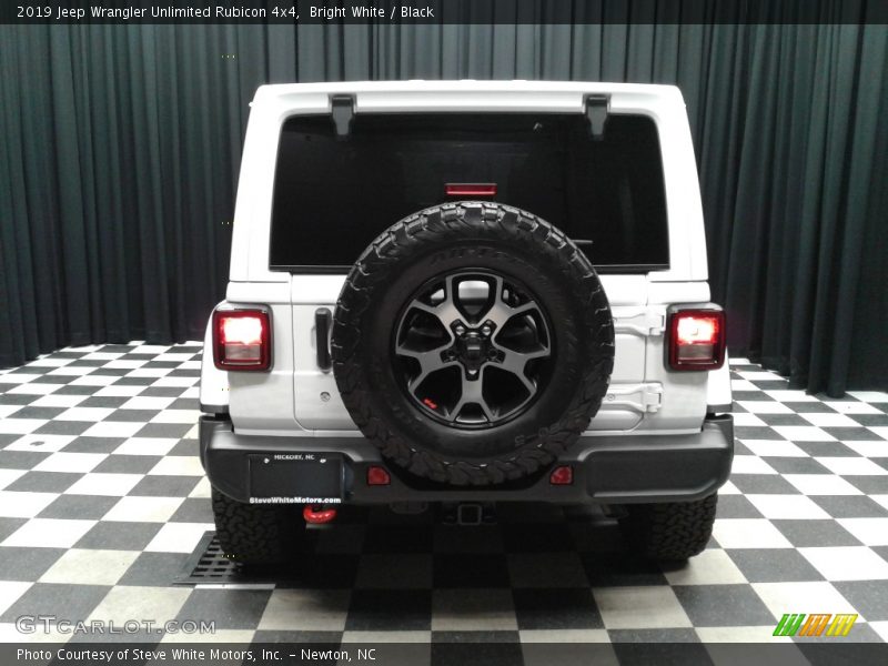 Bright White / Black 2019 Jeep Wrangler Unlimited Rubicon 4x4