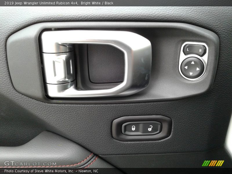 Bright White / Black 2019 Jeep Wrangler Unlimited Rubicon 4x4