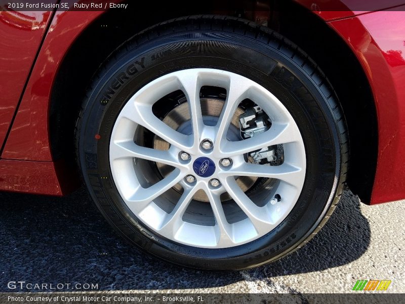 Ruby Red / Ebony 2019 Ford Fusion SE